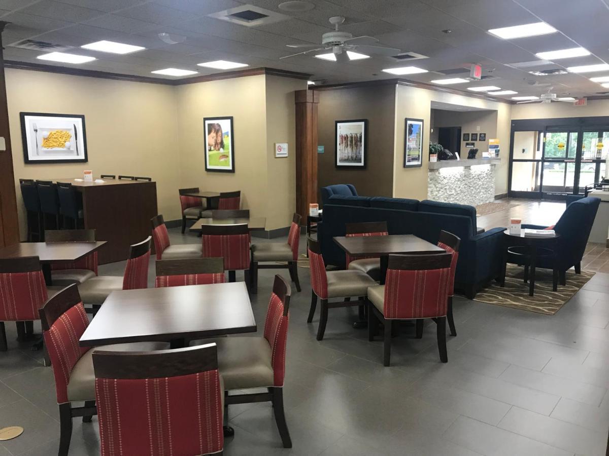 Comfort Inn Pinehurst - Southern Pines Buitenkant foto
