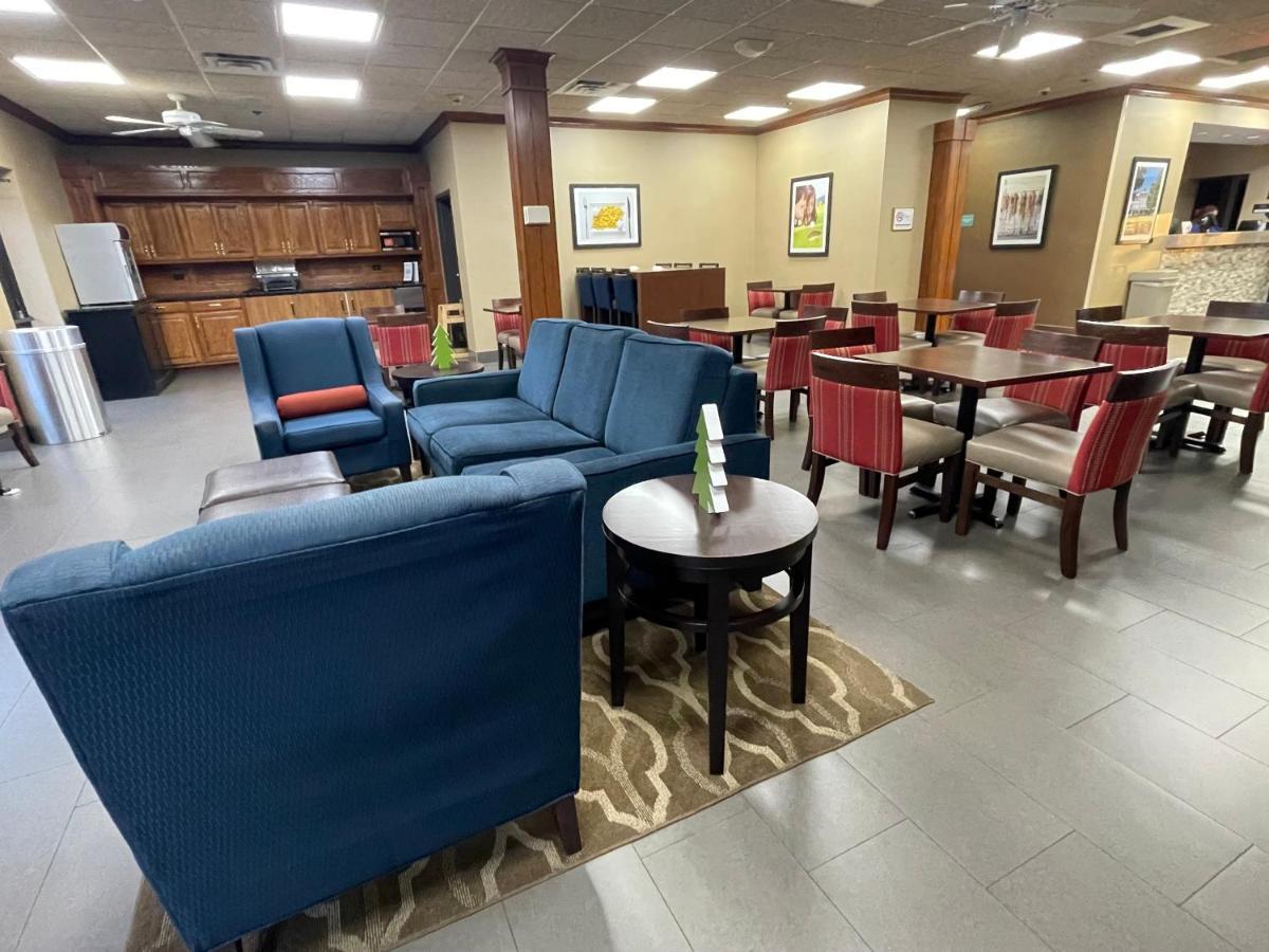 Comfort Inn Pinehurst - Southern Pines Buitenkant foto