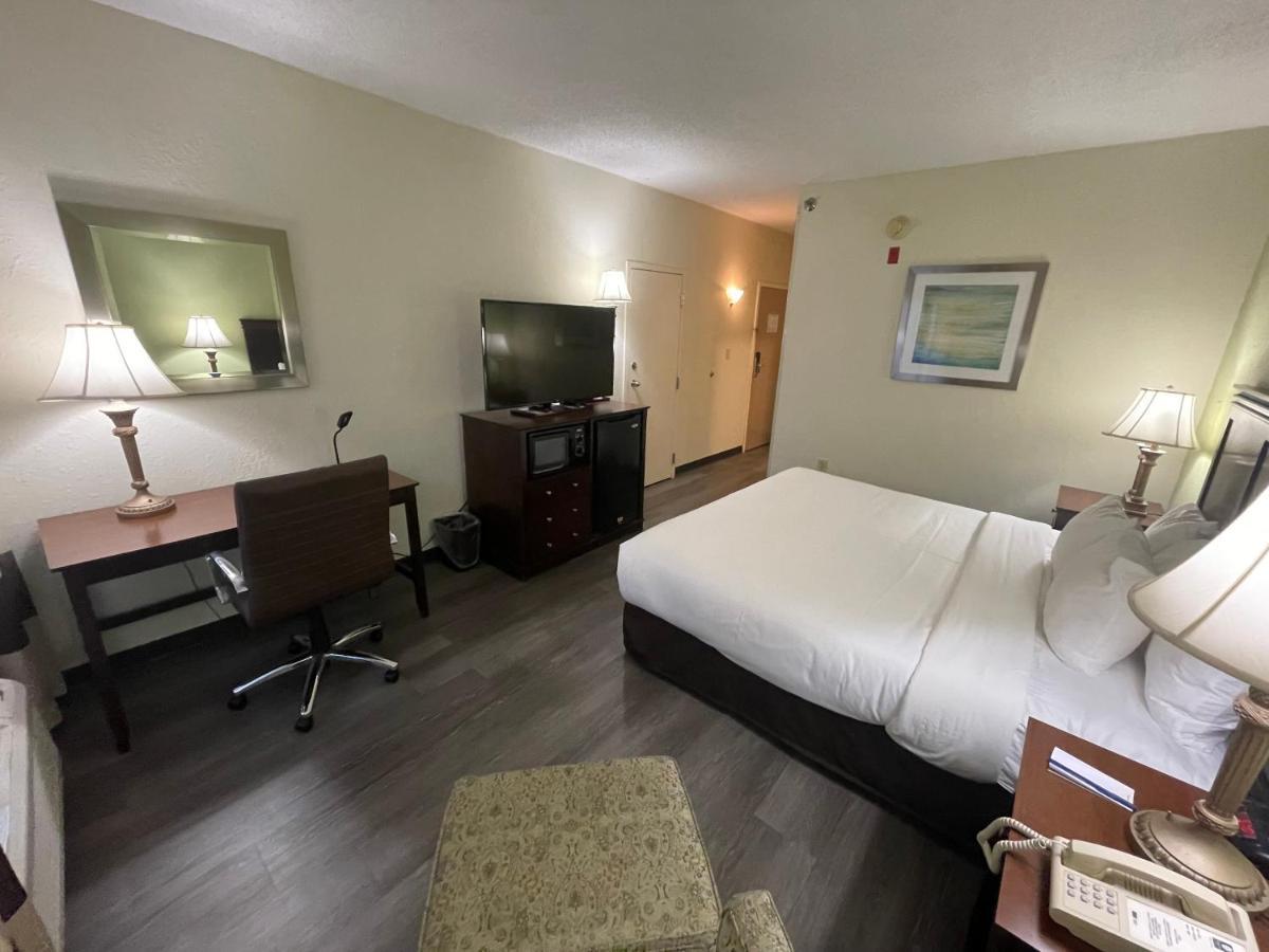 Comfort Inn Pinehurst - Southern Pines Buitenkant foto