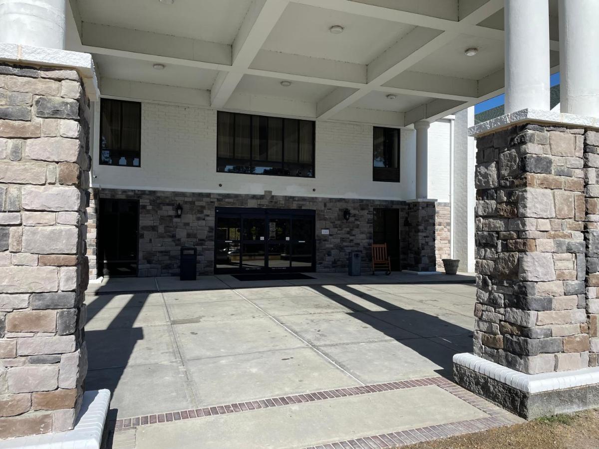 Comfort Inn Pinehurst - Southern Pines Buitenkant foto