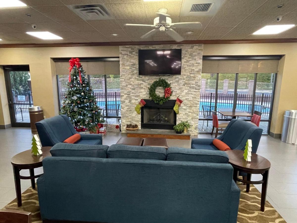 Comfort Inn Pinehurst - Southern Pines Buitenkant foto
