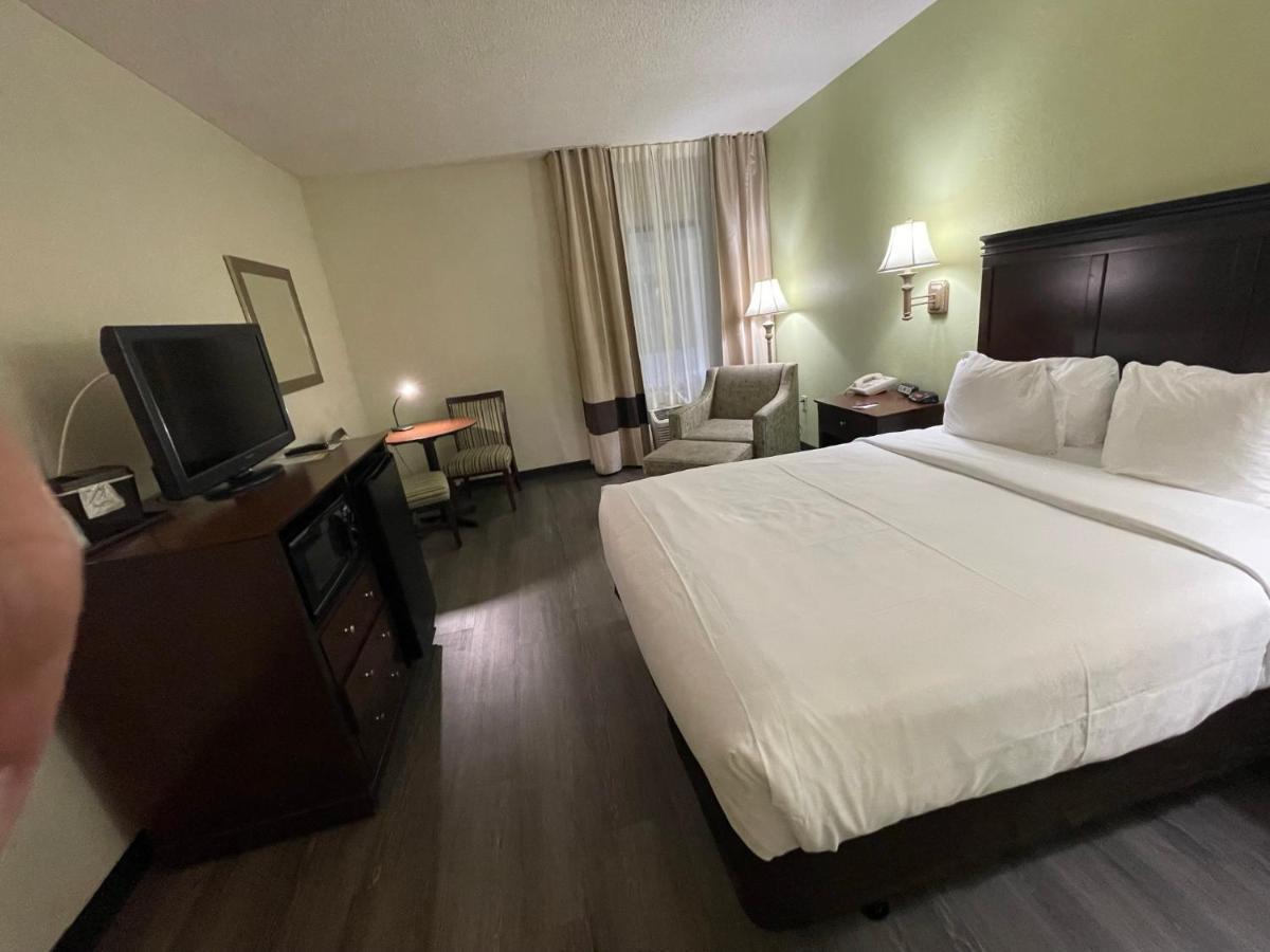 Comfort Inn Pinehurst - Southern Pines Buitenkant foto
