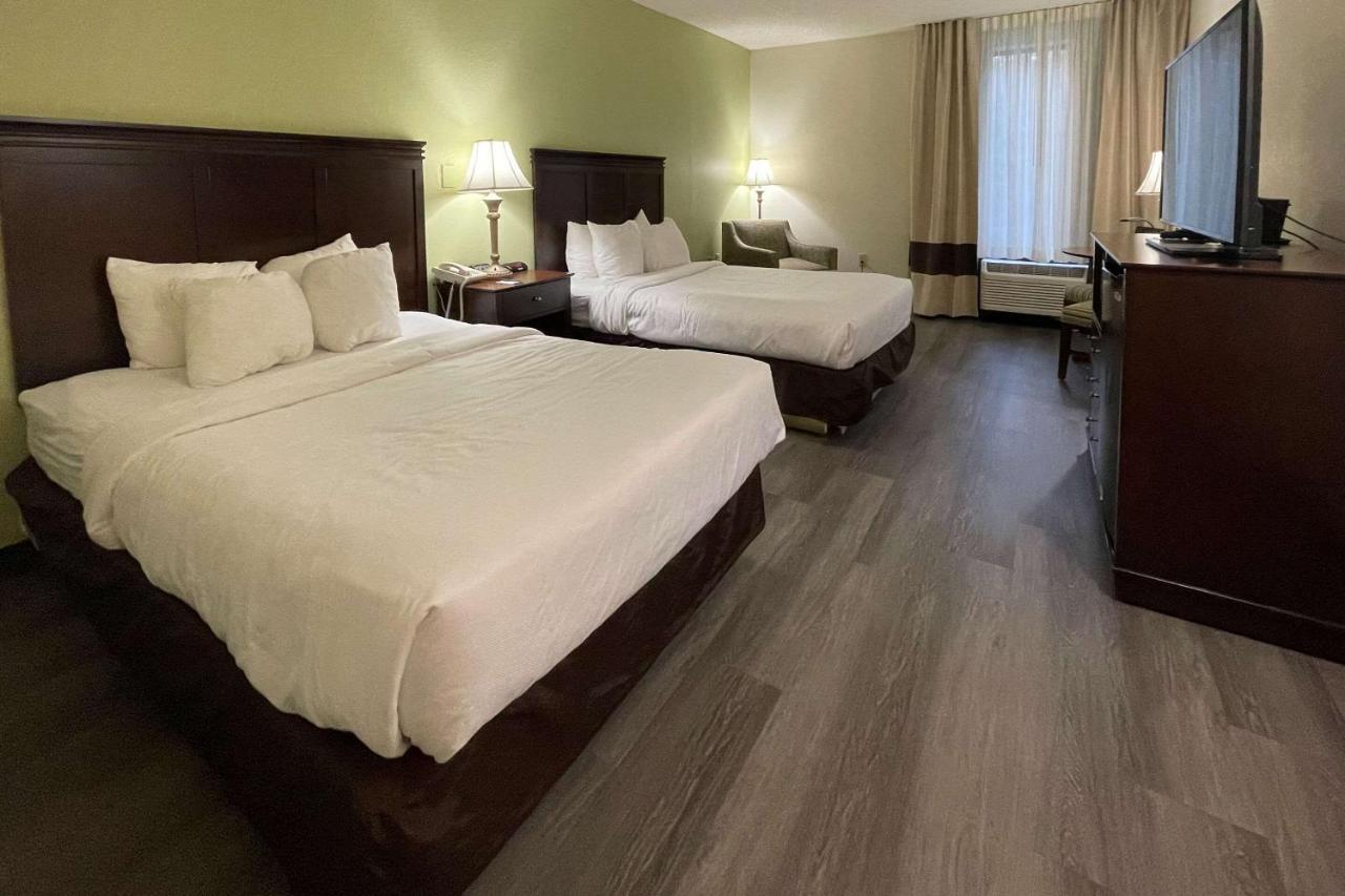 Comfort Inn Pinehurst - Southern Pines Buitenkant foto