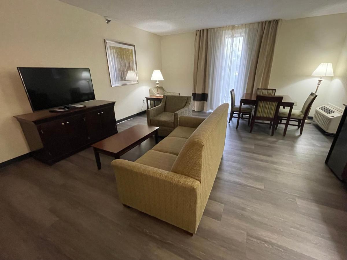Comfort Inn Pinehurst - Southern Pines Buitenkant foto