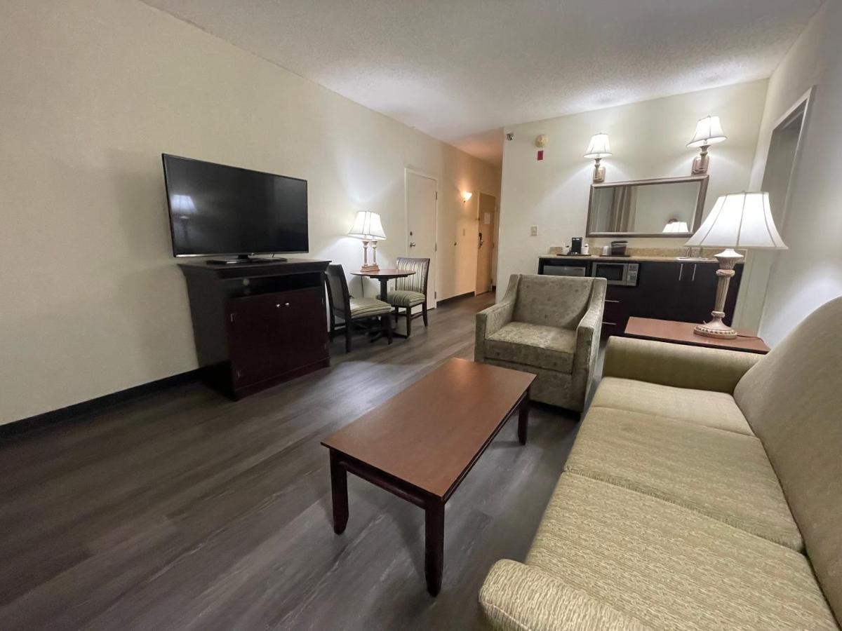 Comfort Inn Pinehurst - Southern Pines Buitenkant foto