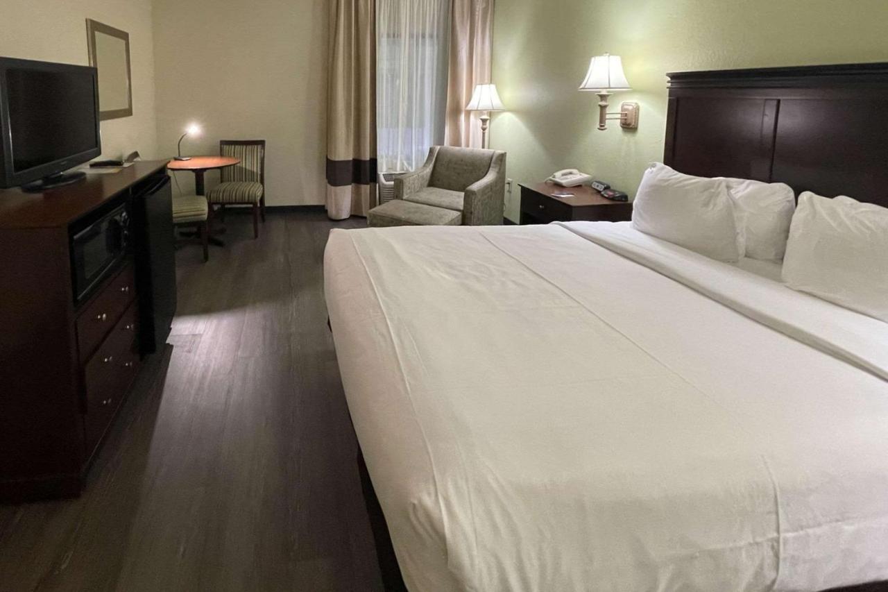 Comfort Inn Pinehurst - Southern Pines Buitenkant foto