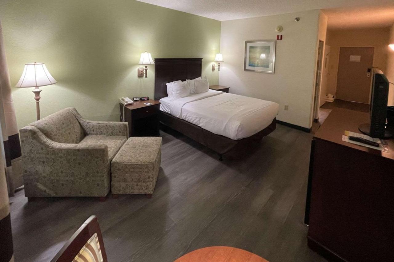 Comfort Inn Pinehurst - Southern Pines Buitenkant foto