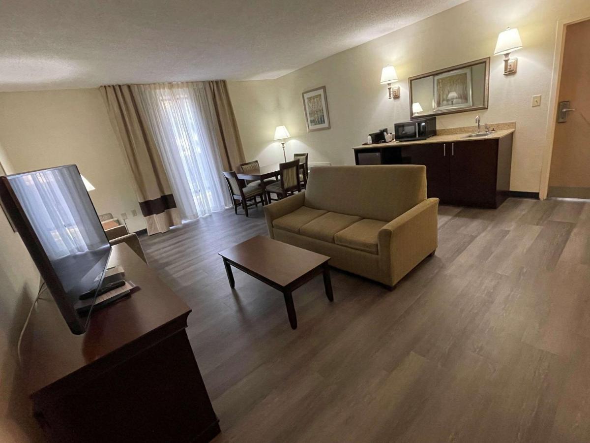 Comfort Inn Pinehurst - Southern Pines Buitenkant foto